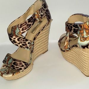 INC wedges